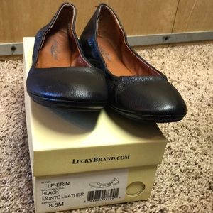 NEVER WORN black Lucky Brand Flats